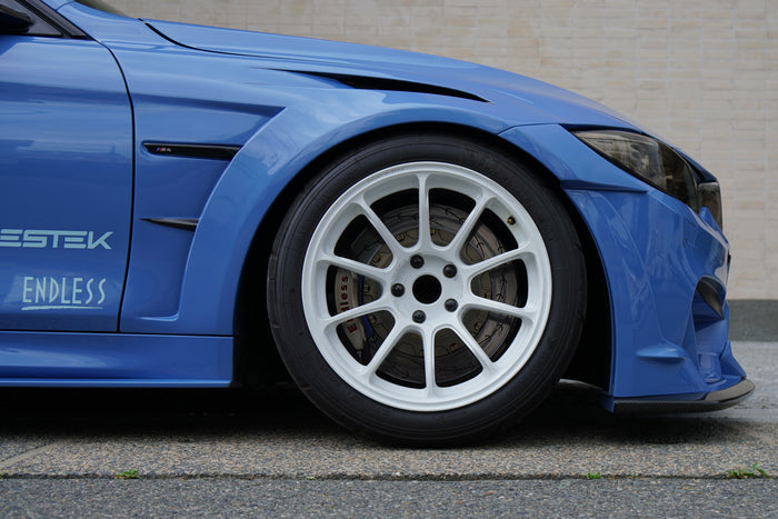 LAPTORR Front Fender / wing Cooling / Wide for F82-M4