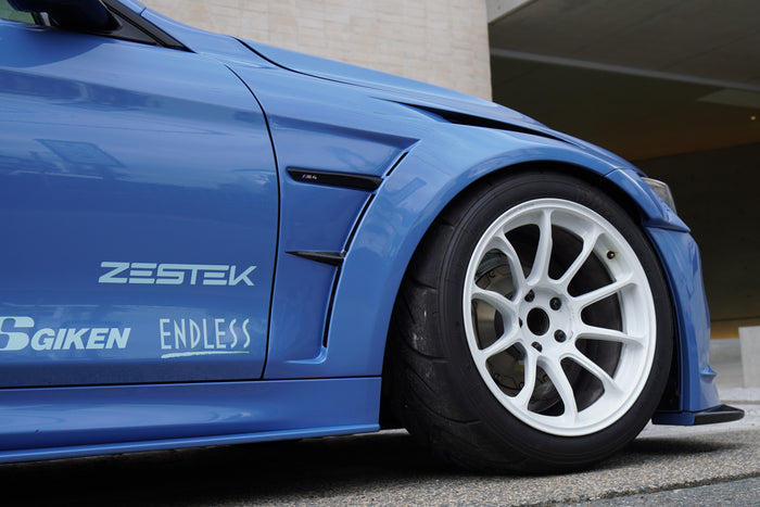 LAPTORR Front Fender / wing Cooling / Wide for F82-M4